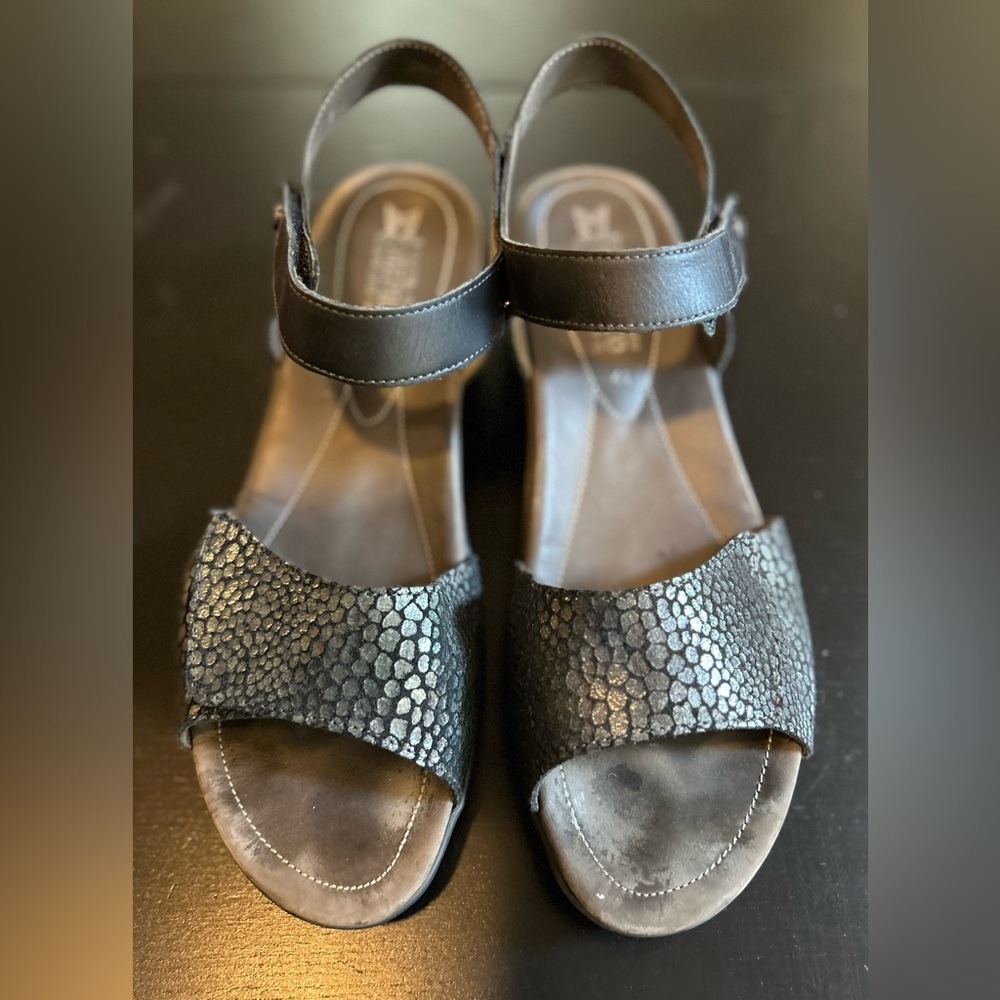 Mephisto Metallic Black Women's Pattie Sandals Size 10 - Picture 4 of 8